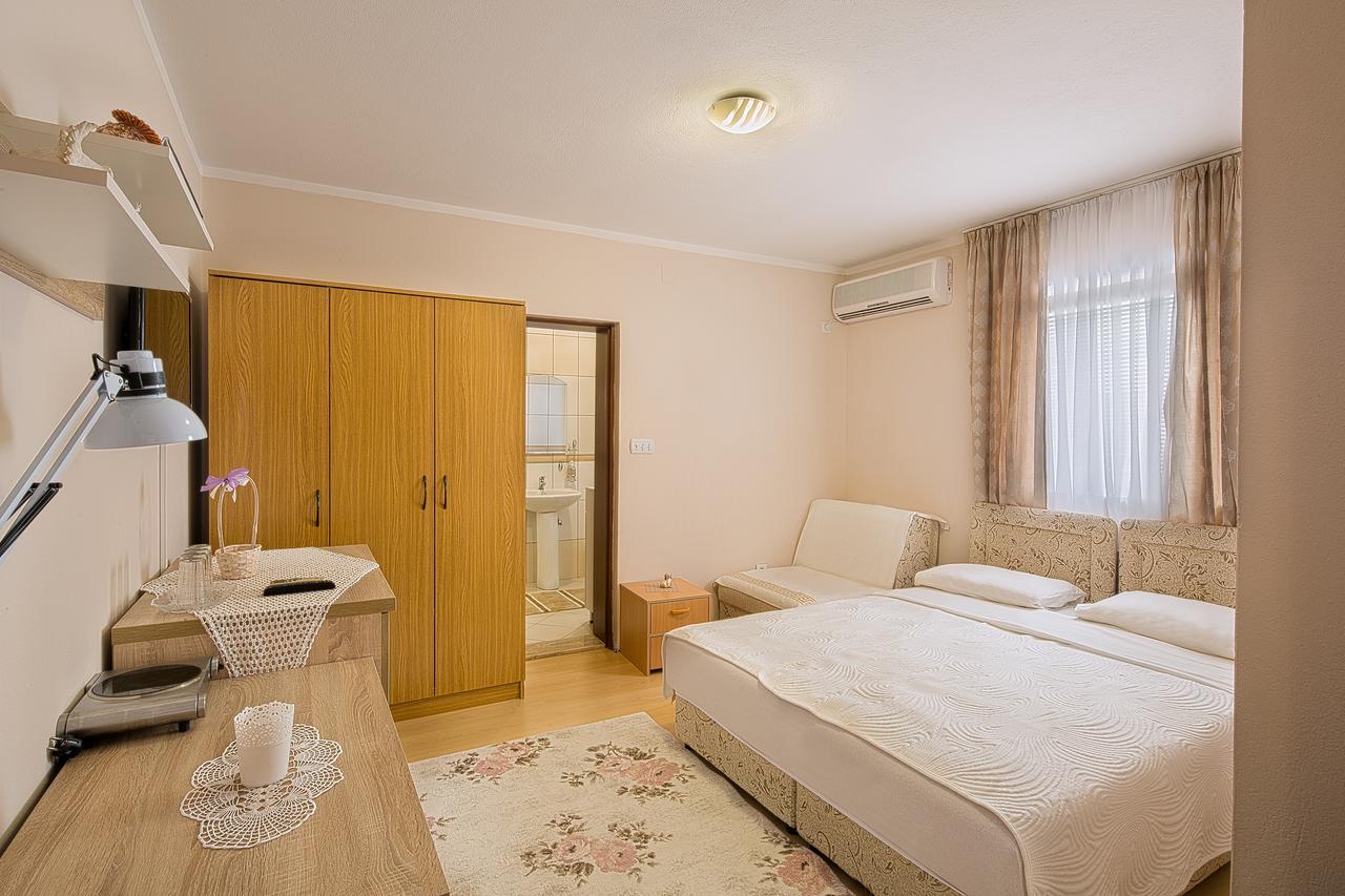 Apartmani Zeljko Vujovic Budva Eksteriør billede